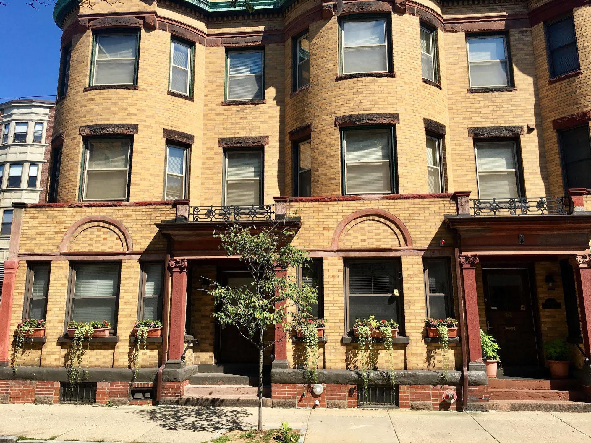 Oasis Guest House Бостон Экстерьер фото